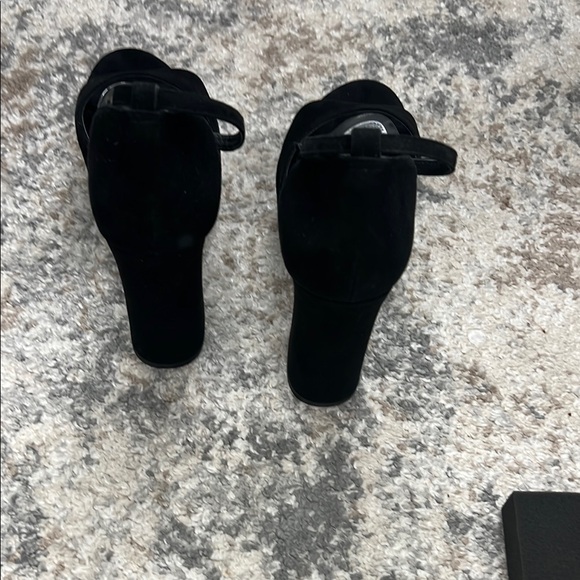 Tory Burch Black Chunky Heel suede platform sandals - Picture 7 of 12